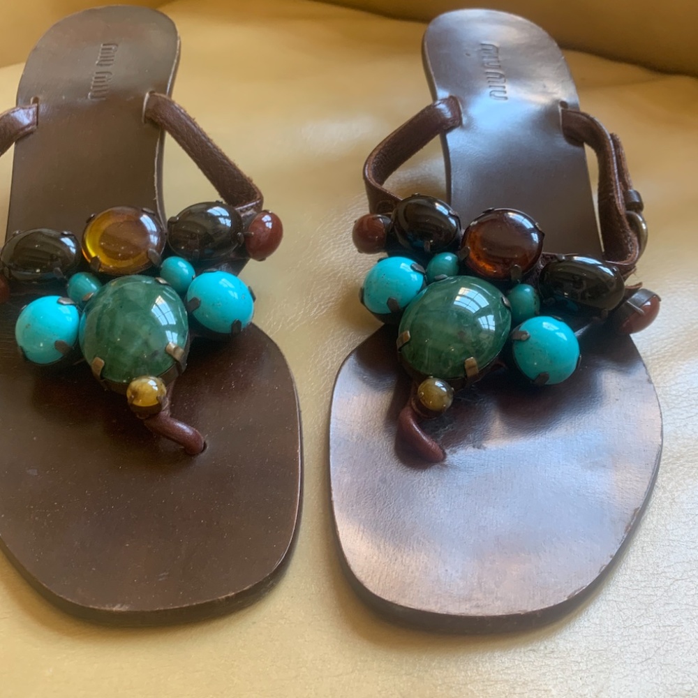 VINTAGE MIU MIU GEMSTONE FLIP FLOP HEELS